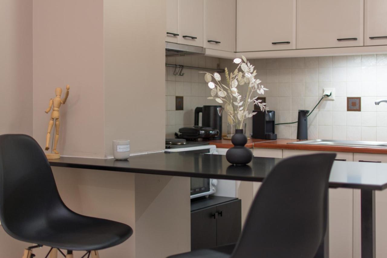 Apt 48, Cozy Apartment In Kalamata City Center Экстерьер фото
