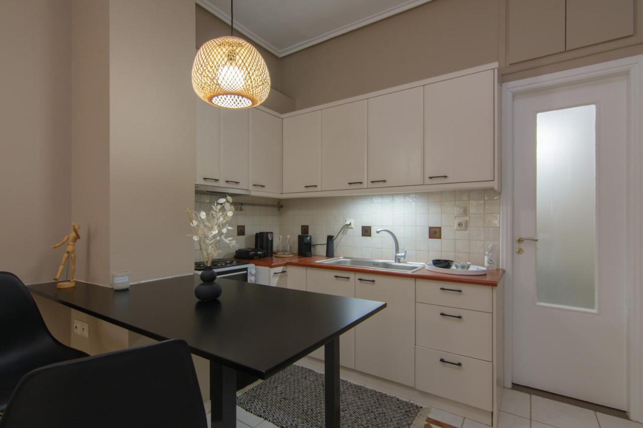 Apt 48, Cozy Apartment In Kalamata City Center Экстерьер фото