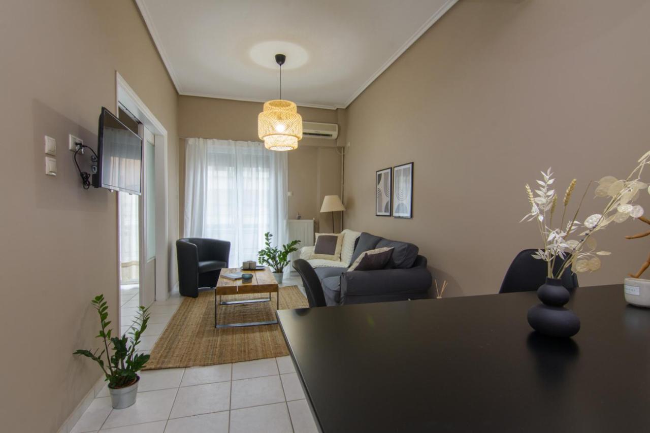 Apt 48, Cozy Apartment In Kalamata City Center Экстерьер фото